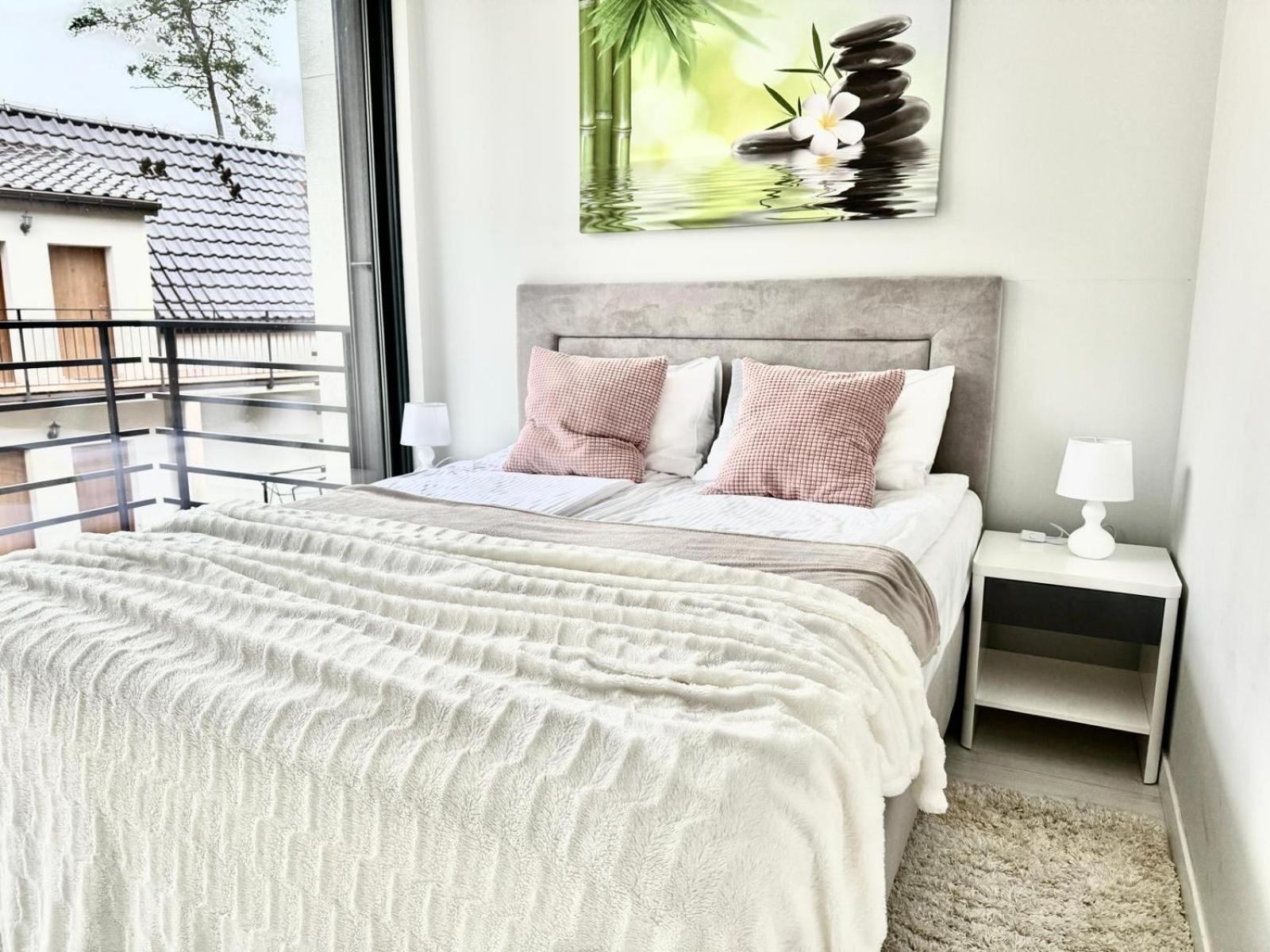 Prestige House Apartament - 2 Sypialnie Z Ogrodkiem I Basenem โปเบียโรโว ภายนอก รูปภาพ