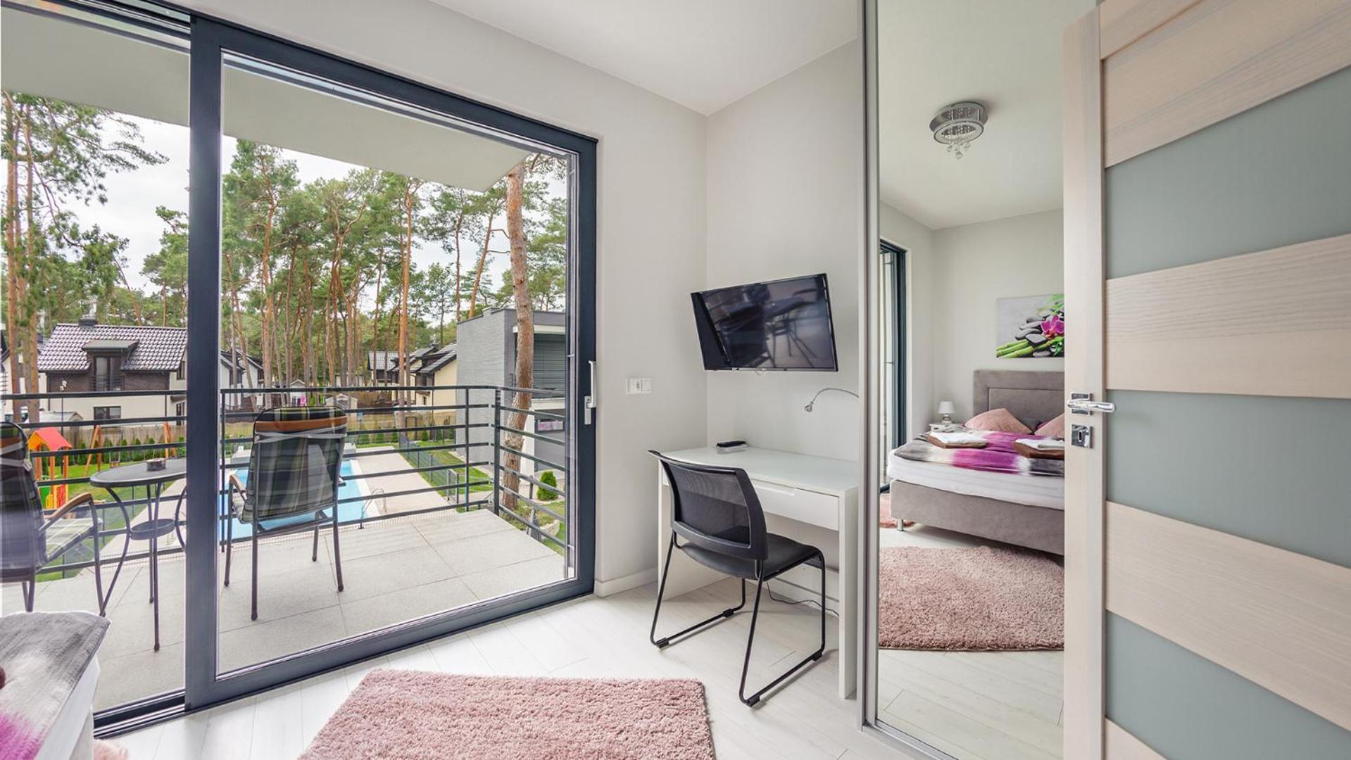 Prestige House Apartament - 2 Sypialnie Z Ogrodkiem I Basenem โปเบียโรโว ภายนอก รูปภาพ